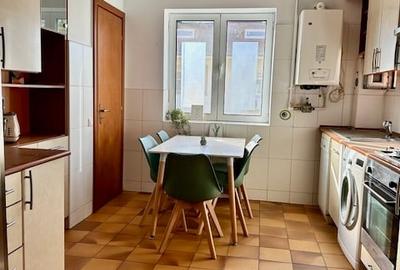 Apartament luminos cu 4 camere,  parcare/ boxa -  Av. Popisteanu - 12