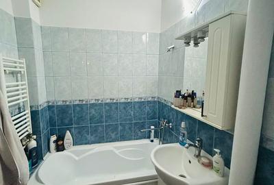 Apartament cu 2 camere decomandat în Sud