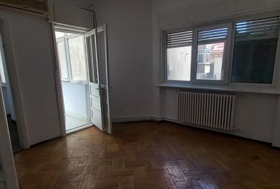 Apartament 3 camere Strada Smardan-Centrul Vechi - 8