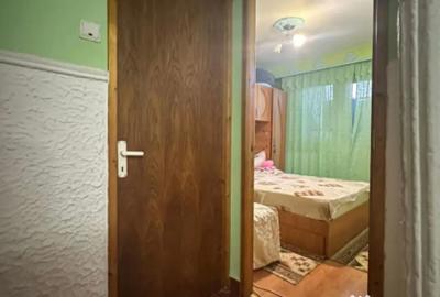 Apartament cu 4 camere decomandat în Viziru 3 - 10