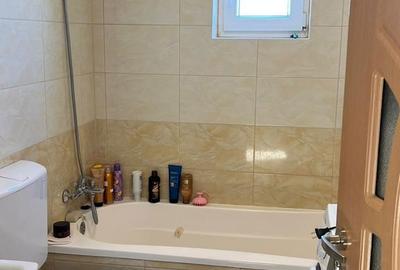 Apartament cu 3 camere decomandat în Girocului - 3