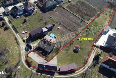Casă cu 2 camere cu Teren 1794 Mp în Corbeni - 4