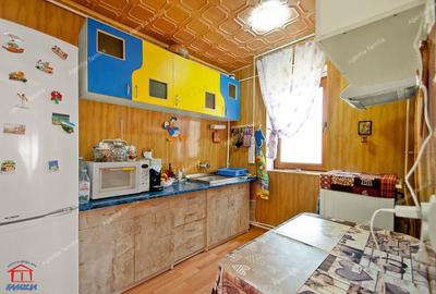 Apartament cu 3 camere semidecomandat, mobilat în Micro 21 - 8