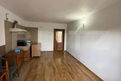Casă cu 6 camere cu Teren 300 Mp în Central - 4