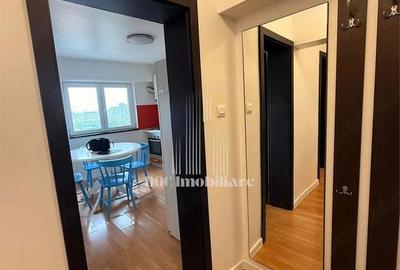 Apartament cu 2 camere decomandat în Colentina