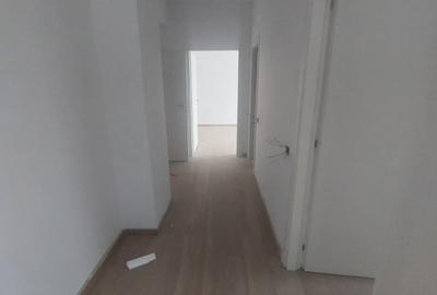 Birou, de 121 mp, în Km 5 - 4