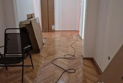 Spațiu comercial, de 1,000 mp, în Central - 16