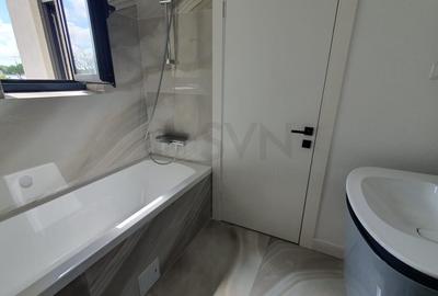 Apartament cu 3 camere decomandat în Polonă - 3