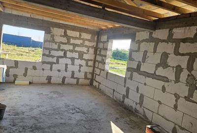 Casă cu 3 camere în Șimnicu de Jos - 3