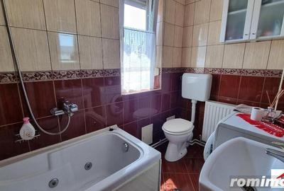 Apartament la casa cu garaj si curte proprie etaj 1 - 6