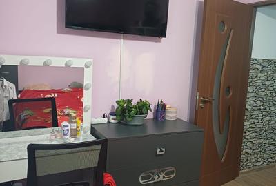 Apartament cu 2 camere semidecomandat în Năvodari Tabără - 8