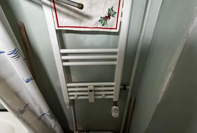 Apartament cu 3 camere de vanzare in zona Drumul Taberei - Chilia Veche - 12