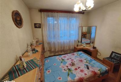 Apartament cu 3 camere semidecomandat, mobilat în Central - 16