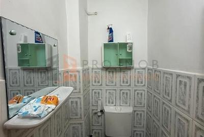 Apartament 3 camere cf 1 semidecomandat zona Micro 3 - 8