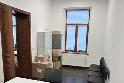 Spatii de birouri pe Aurel Vlaicu, Tatarasi. 44mp si 75mp. Comision 0 - 9