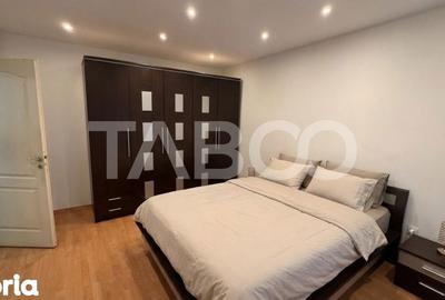 Apartament cu 4 camere semidecomandat, mobilat în Vasile Aaron - 2