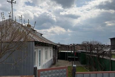 Casă cu 4 camere cu Teren 1000 Mp în Bodești - 7