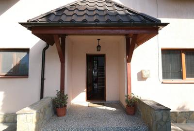 Vanzare casa P+M+Pod construita in 2009 in Breaza Prahova teren plat, totul nou - 29