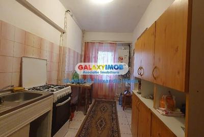 Vanzare 3 camere decomandat etaj 2 bloc 1988 Calea Vacaresti - 10