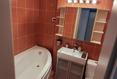 Apartament cu 3 camere semidecomandat în Ștefan cel Mare - 3
