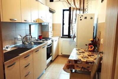Apartament cu 2 camere decomandat în Sânpetru
