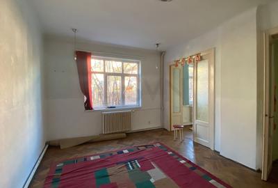 Casă individuală cu 6 camere cu Canalizare în Iancului - 5