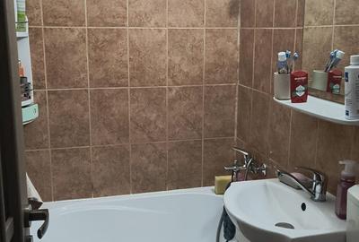 Garsoniera, decomandata, zona Galata - 7