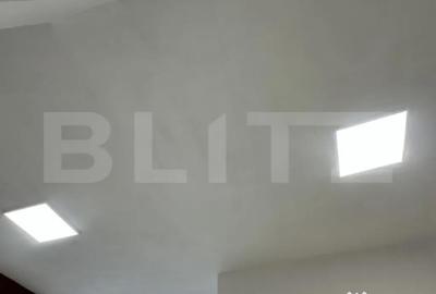 Spațiu comercial, de 85 mp, în Central - 7