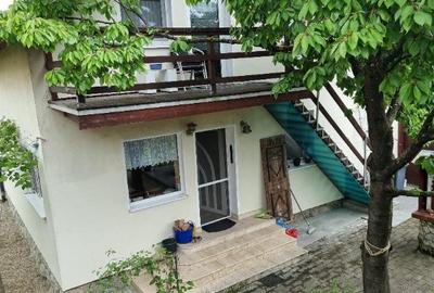 Casă cu 5 camere cu Teren 400 Mp în Băile 1 Mai - 3