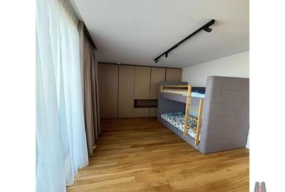 Vila P+1 / smart - Matei Millo / COMISION 0 - 10