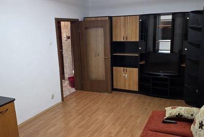 Apartament cu 2 camere decomandat în Intim - 3