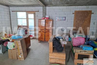 Casă în Periferie - 15