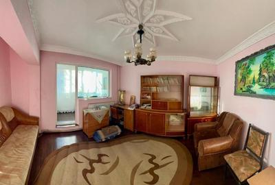 Apartament cu 3 camere in Micro 18 - 15