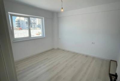 Apartament cu 2 camere decomandat în Pielești - 3