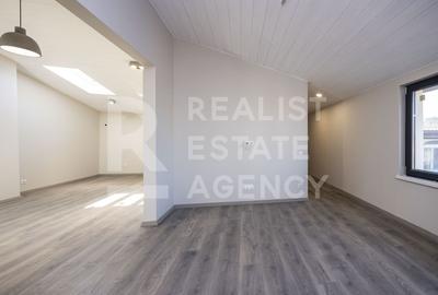 Casă individuală cu 8 camere cu Canalizare în 1 Mai - 11