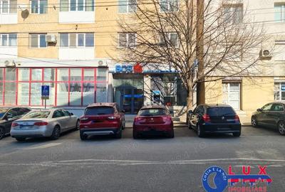 Spațiu comercial, de 90 mp, în Central - 5