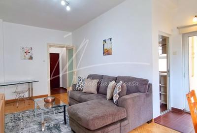 Apartament cu 2 camere semidecomandat, mobilat în Sala Palatului