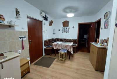 Apartament cu 3 camere decomandat, mobilat în Central - 9
