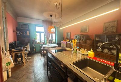 Apartament interbelic in zona Mihai Viteazul-103mp, et. 2/2 - 13