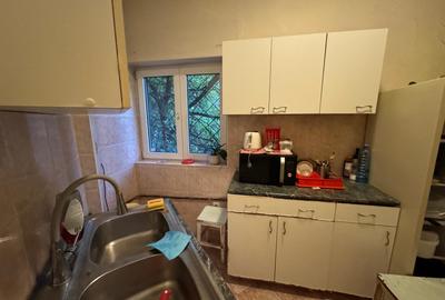 Vanzare apartament patru camere in vila Cotroceni Romniceanu piata metrou - 11