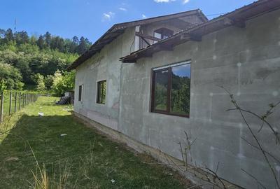 Casa de vanzare si fabrica de paine, zona Darmanesti! - 3