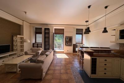 Apartament cu 2 camere decomandat, mobilat în Centrul Istoric - 2