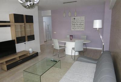 Apartament cu 2 camere semidecomandat, mobilat în Victoriei