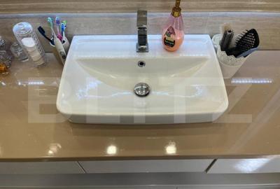 Casă cu 6 camere cu Teren 415 Mp în Iosia - 1