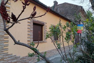 Casă cu 4 camere în Bârzești - 3