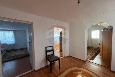 Casa cu 5 camere de vanzare in Priseaca - 13