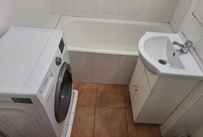 Garsonieră decomandată, mobilată în Județean