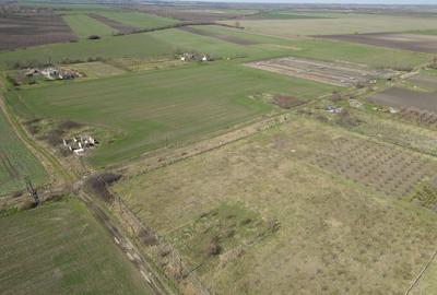 Teren intravilan de 1400 mp in Battonya - 2