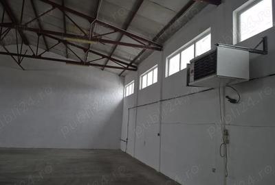 Spațiu comercial, de 517 mp, în Central - 3