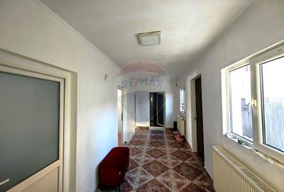 Casă cu 3 camere cu Teren 128 Mp în Central - 5